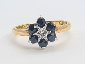 8032: Vintage: Petite 18ct Gold French Blue Sapphires Diamond Flower Head Ring- lovely