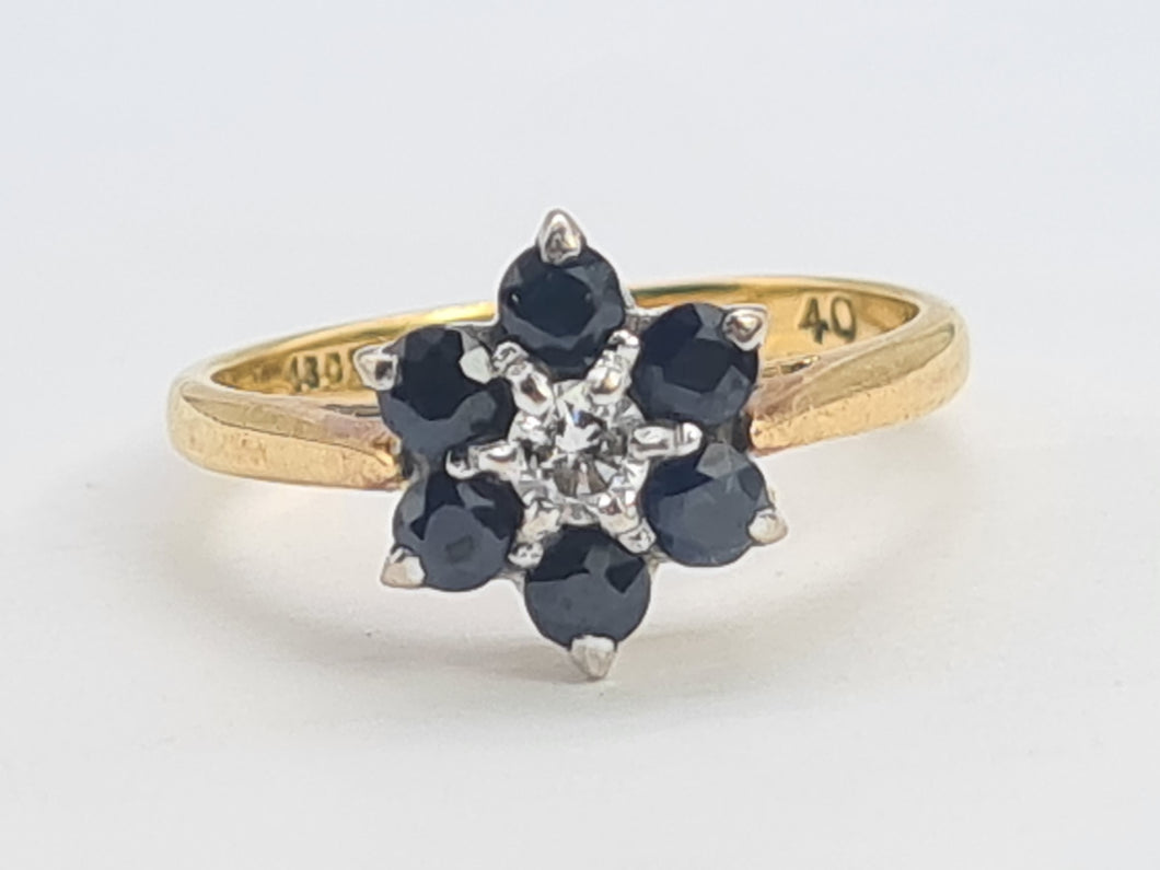 8032: Vintage: Petite 18ct Gold French Blue Sapphires Diamond Flower Head Ring- lovely