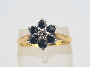 8032: Vintage: Petite 18ct Gold French Blue Sapphires Diamond Flower Head Ring- lovely