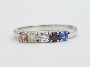 A8087: Vintage: Rare 18ct White Gold 5-Stones Rainbow Stacker/Dress Ring- Opal, Tanzanite. Diamond, Ruby, Morganite-