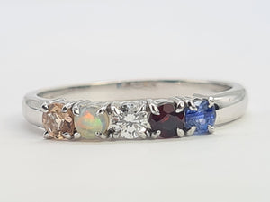 A8087: Vintage: Rare 18ct White Gold 5-Stones Rainbow Stacker/Dress Ring- Opal, Tanzanite. Diamond, Ruby, Morganite-