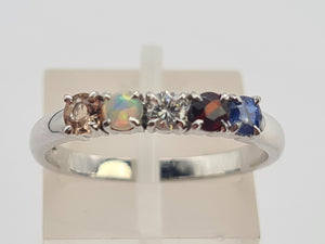 A8087: Vintage: Rare 18ct White Gold 5-Stones Rainbow Stacker/Dress Ring- Opal, Tanzanite. Diamond, Ruby, Morganite-