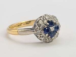 8089: Vintage: (1965)- 18ct Gold Blue Sapphires 8 Round Cut Diamonds Cluster Ring- petite, sparkling, geometric set