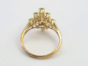 8116: Vintage: 9ct Gold Peridots Diamonds Cocktail Cluster Ring - geometric beauty