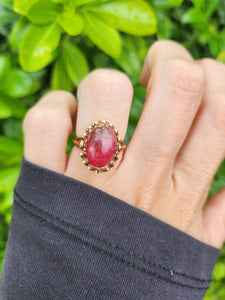 A8046: Vintage: (1970) Rare 9ct Gold cabochon Cut "Carbuncle" Red Agate Ring- FAB at 54!-