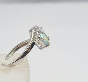 8138: Vintage: 9ct White Gold Mercury Topaz Trilogy Diamonds Ring- wonderful colours