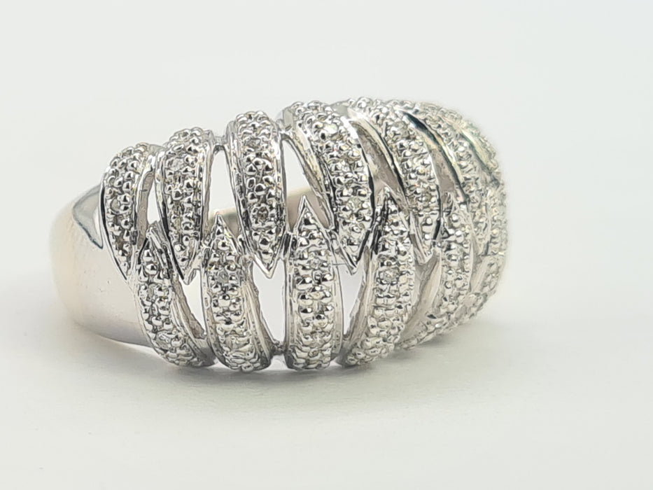6116: Vintage: 9ct White Gold 28 Diamonds (1ct) Statement Cocktail Ring- spectacular