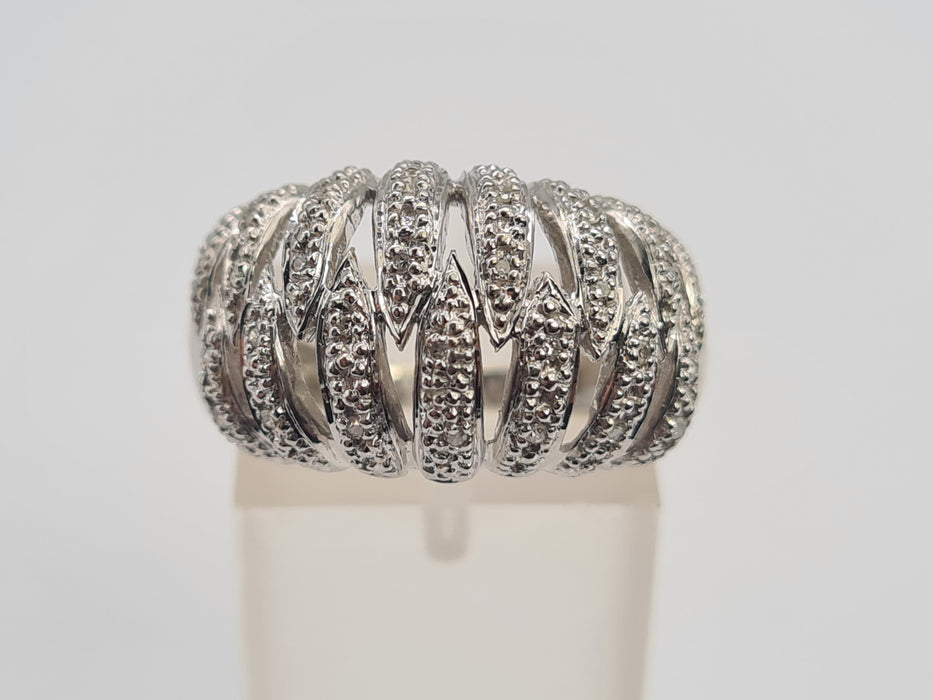 6116: Vintage: 9ct White Gold 28 Diamonds (1ct) Statement Cocktail Ring- spectacular