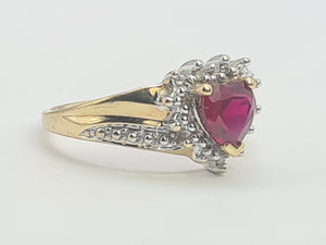 A8161: Vintage: 9ct Gold Heart Cut Ruby Diamonds Dress Ring- cute, sparkly, lovely combination