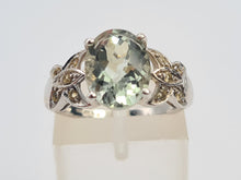 Load image into Gallery viewer, A8115:   Vintage: 9ct White Gold Mint Green Quartz 10 Peridots Cocktail Ring- crisp, green, sparkling
