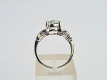 Load image into Gallery viewer, A8115:   Vintage: 9ct White Gold Mint Green Quartz 10 Peridots Cocktail Ring- crisp, green, sparkling
