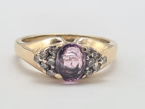 8178: Vintage: 9ct Gold Pink Sapphire 12 Diamonds Dress Ring