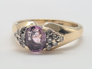 8178: Vintage: 9ct Gold Pink Sapphire 12 Diamonds Dress Ring