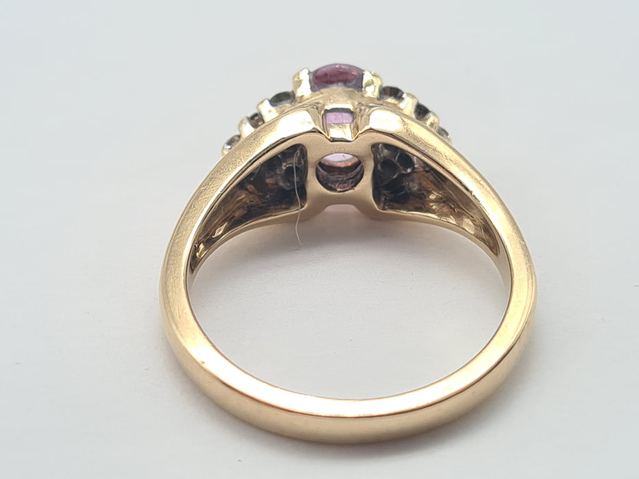6268 Vintage: 9ct Gold Pink Sapphire 12 Diamonds Dress Ring