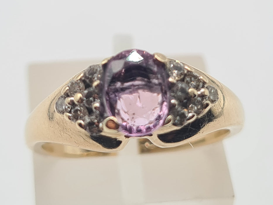 6268 Vintage: 9ct Gold Pink Sapphire 12 Diamonds Dress Ring