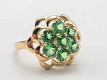 Load image into Gallery viewer, A8182-Vintage: 9ct Gold Green 7 Diopsides Cluster Ring
