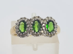 8197: Vintage: 9ct Gold Green Diopsides 36 Diamonds Dress Ring-