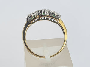 8197: Vintage: 9ct Gold Green Diopsides 36 Diamonds Dress Ring-