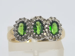 8197: Vintage: 9ct Gold Green Diopsides 36 Diamonds Dress Ring-