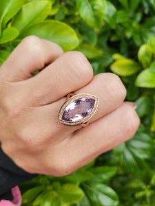 A8192: Vintage: 9ct Gold Lilac Amethyst Navette Set Cocktail Ring