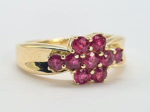 8217: Vintage: 9ct Gold 9 Rich Red Rubies Geometric Set Ring