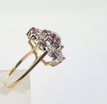 Load image into Gallery viewer, 8219: Vintage: 9ct Gold 12 Rubies 7 Diamonds Large Flower Head Cluster Ring
