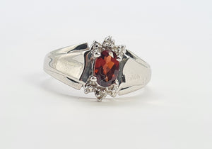 8223: Vintage: Petite 9ct White Gold Almandine Garnet Diamonds Dress Ring