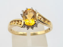 Load image into Gallery viewer, 8224: Vintage 9ct Gold 9 Lemon/Orange Citrines 10 Round Cut Diamonds Ring
