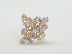 8233: Vintage: 9ct Gold Pink Morganites Glacier Topaz Cluster Cocktail Ring