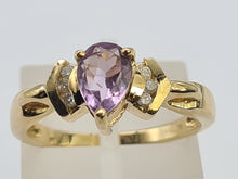 Load image into Gallery viewer, 8240: Vintage: 9ct Gold Lilac Amethyst Diamonds Love Heart Ring
