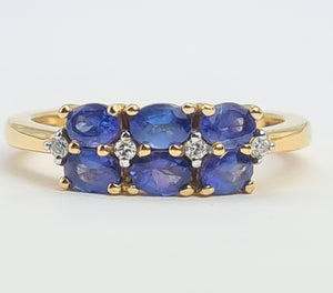 8252: Vintage: 18ct Gold Royal Blue Tanzanites Round Cut Diamonds Geometric Set Ring