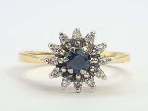 8255: Vintage: 18ct Gold French Blue Sapphire 12 Diamonds "Starburst" Floral Cluster Ring