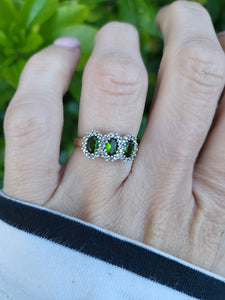 8197: Vintage: 9ct Gold Green Diopsides 36 Diamonds Dress Ring-