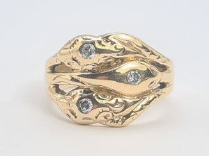 8203: Vintage: Statement 9ct Gold Diamonds Three Heads Snake Ring