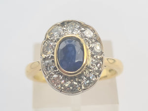 9056: Vintage Old: 18ct Gold French Blue Sapphire Diamonds Cluster Ring