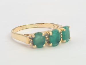 8290:  Vintage: 14ct Gold Emerald Trilogy 8 Diamonds Dress Ring