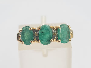 8290:  Vintage: 14ct Gold Emerald Trilogy 8 Diamonds Dress Ring