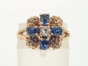 8311: Vintage: Ornate 9ct Gold Geometric Set Sapphires Ring- Date Mark 1975