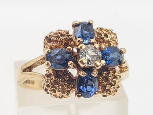 8311: Vintage: Ornate 9ct Gold Geometric Set Sapphires Ring- Date Mark 1975