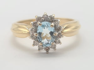 8235: Vintage: 9ct Gold Blue Aquamarine 14 Diamonds Halo Dress Ring