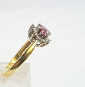 8334:  Vintage: 18ct Gold Vibrant Red Rubies 16 Diamonds Cocktail Ring