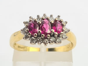 8334:  Vintage: 18ct Gold Vibrant Red Rubies 16 Diamonds Cocktail Ring