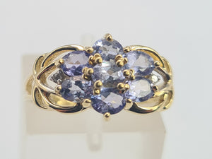 A8350: Vintage; 9ct Gold Blue Tanzanites Round Cut Diamonds Dress Ring- lovely, fresh combination