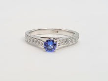 Load image into Gallery viewer, 8354: Vintage: 18ct White Gold Blue Tanzanite 16 Diamonds Dress Ring- crisp, clean, eye candy
