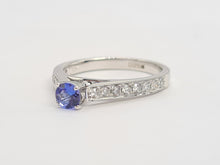 Load image into Gallery viewer, 8354: Vintage: 18ct White Gold Blue Tanzanite 16 Diamonds Dress Ring- crisp, clean, eye candy
