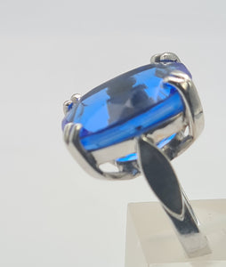 0001: Phenomenal Vintage: 9ct White Gold Cushion Cut Blue Quartz Statement Ring