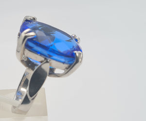 0001: Phenomenal Vintage: 9ct White Gold Cushion Cut Blue Quartz Statement Ring