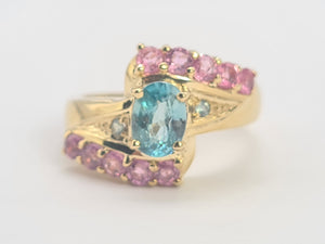 0019: Vintage: 9ct Gold Gem Pink Green, Blue Ring