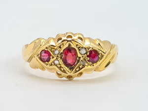 0020: Antique 18ct Gold Almandine Garnets Diamonds Ring- Date Mark 1915-