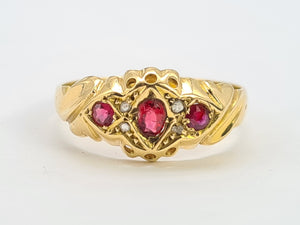 0020: Antique 18ct Gold Almandine Garnets Diamonds Ring- Date Mark 1915-